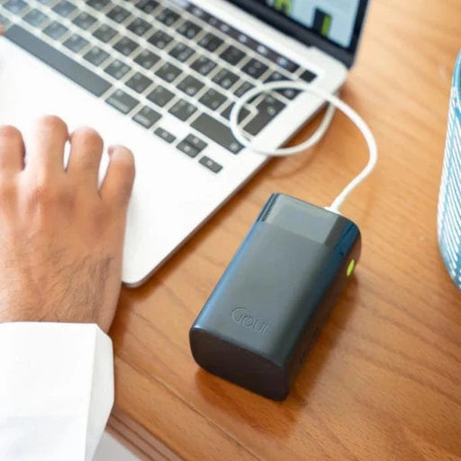 Batterie externe Goui P20 Premium 20 000 mAh 65W, capacité élevée, charge rapide, design élégant et durable, multiple ports USB pour recharger plusieurs appareils simultanément, idéale pour les déplacements prolongés.
